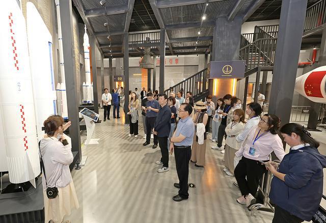 发射观礼+航天科普教育研学看见国内首个商业航天海上发射母港的崛起之路(图3)