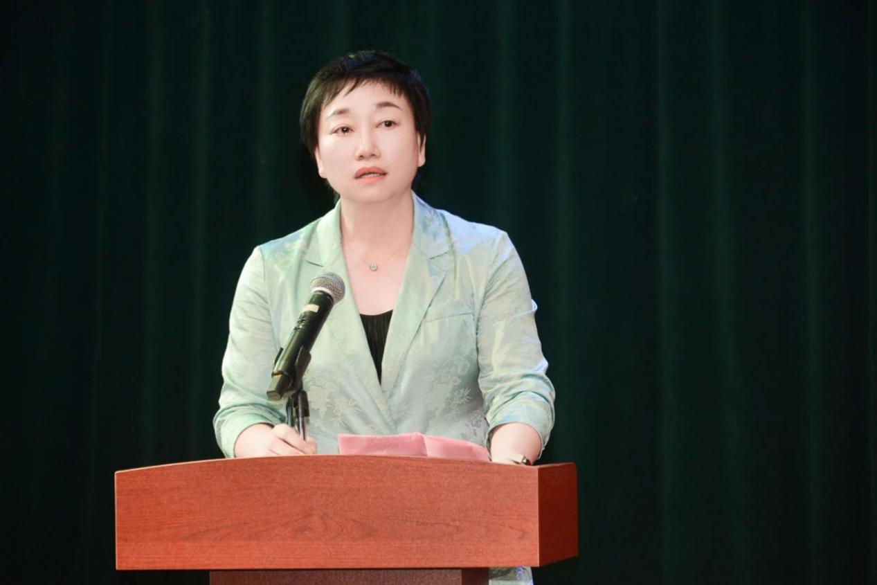 深圳首家！携创京东“数字商务产业学院”揭牌仪式暨2024校园文化创意短大赛开幕式举行(图3)