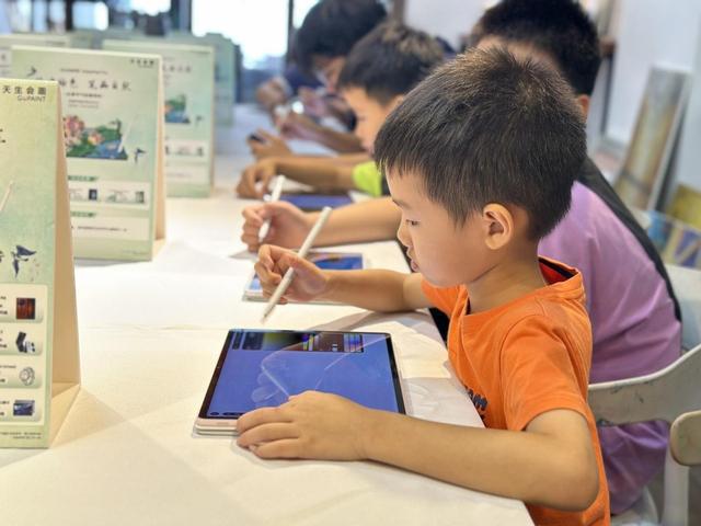 天生会画·处暑节气绘画活动开幕天生会画App探索艺术无限可能(图8)