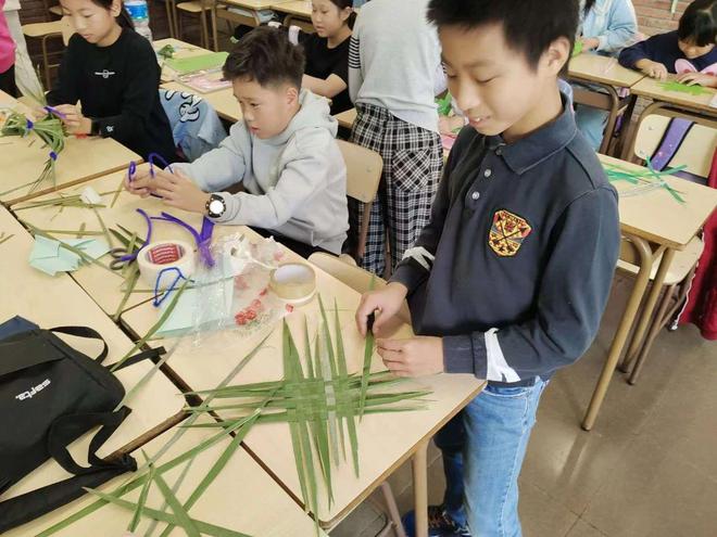 Panda成都·华教云课堂“编织千年绿意·体验草编艺趣”活动举行(图5)