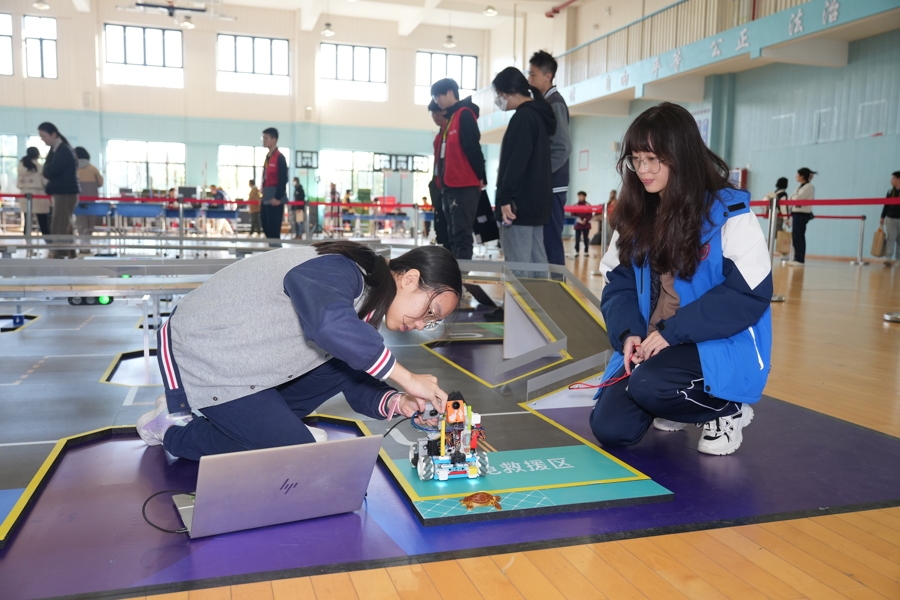 “让世界充满AI”长三角青少年人工智能奥林匹克挑战赛总决赛举行