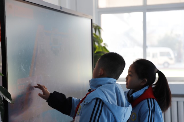 甘肃岷县：数智赋能“教与学”(图2)