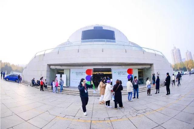 2024创客盛会暨“智炫”科技与艺术交流展示活动举行(图1)