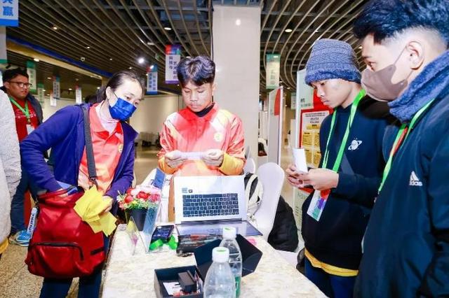 2024创客盛会暨“智炫”科技与艺术交流展示活动举行(图3)