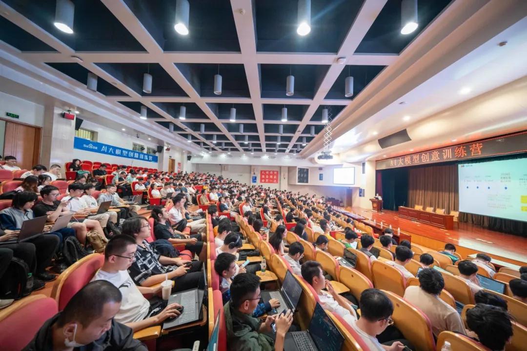 这届C4-AI太会整活大学生创意小学生pick(图4)