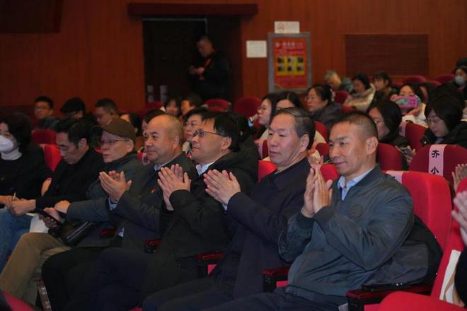 “融合育人实践育心——校外国画教学创新实践”北京市宣武少年宫2024年西城区教育科研月专场活动(图5)