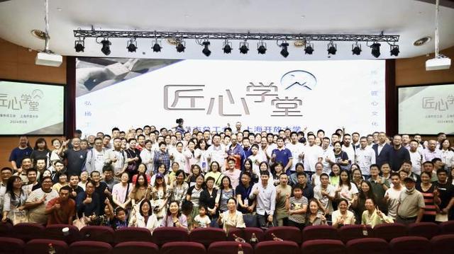 六年来上海教育事业发展成就巡礼⑧人人皆学、处处能学、时时可学努力构建泛在可及的终身教育体系(图5)