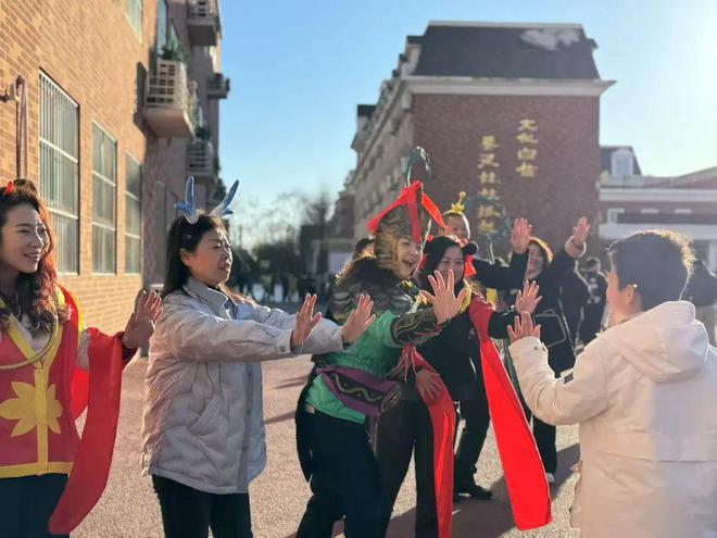 多图直击！北京百万中小学生今日开学(图10)