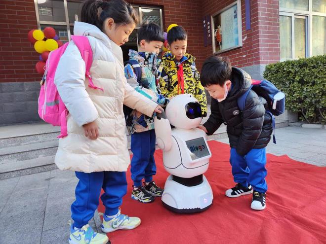 多图直击！北京百万中小学生今日开学(图11)