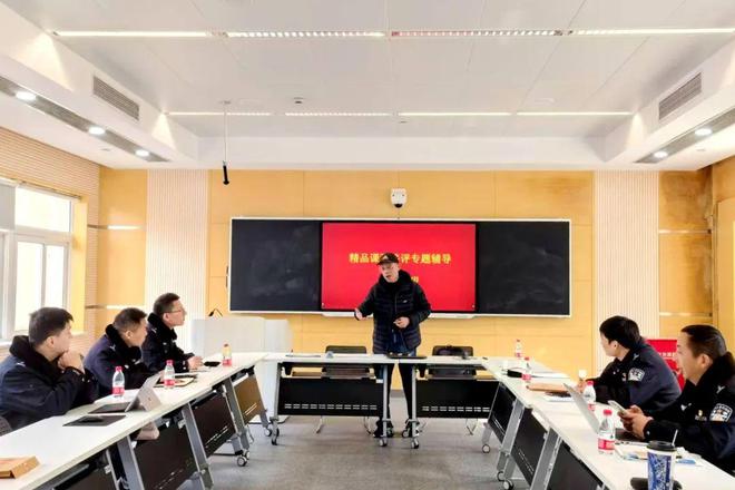 【聚焦高质量】上海监狱教官讲台比武着力打造精品课程(图2)