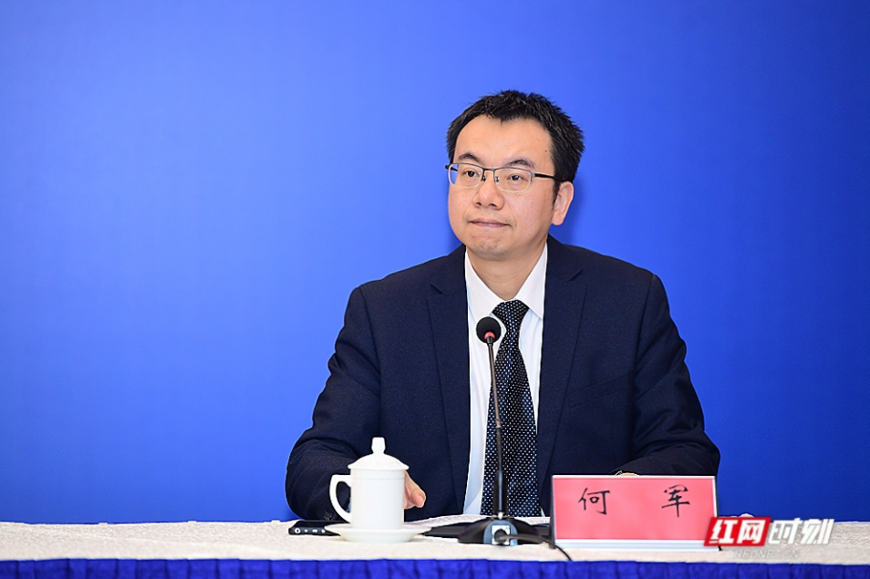 2025年“金种子杯”大学生创业大赛新闻发布会图文实录(图14)