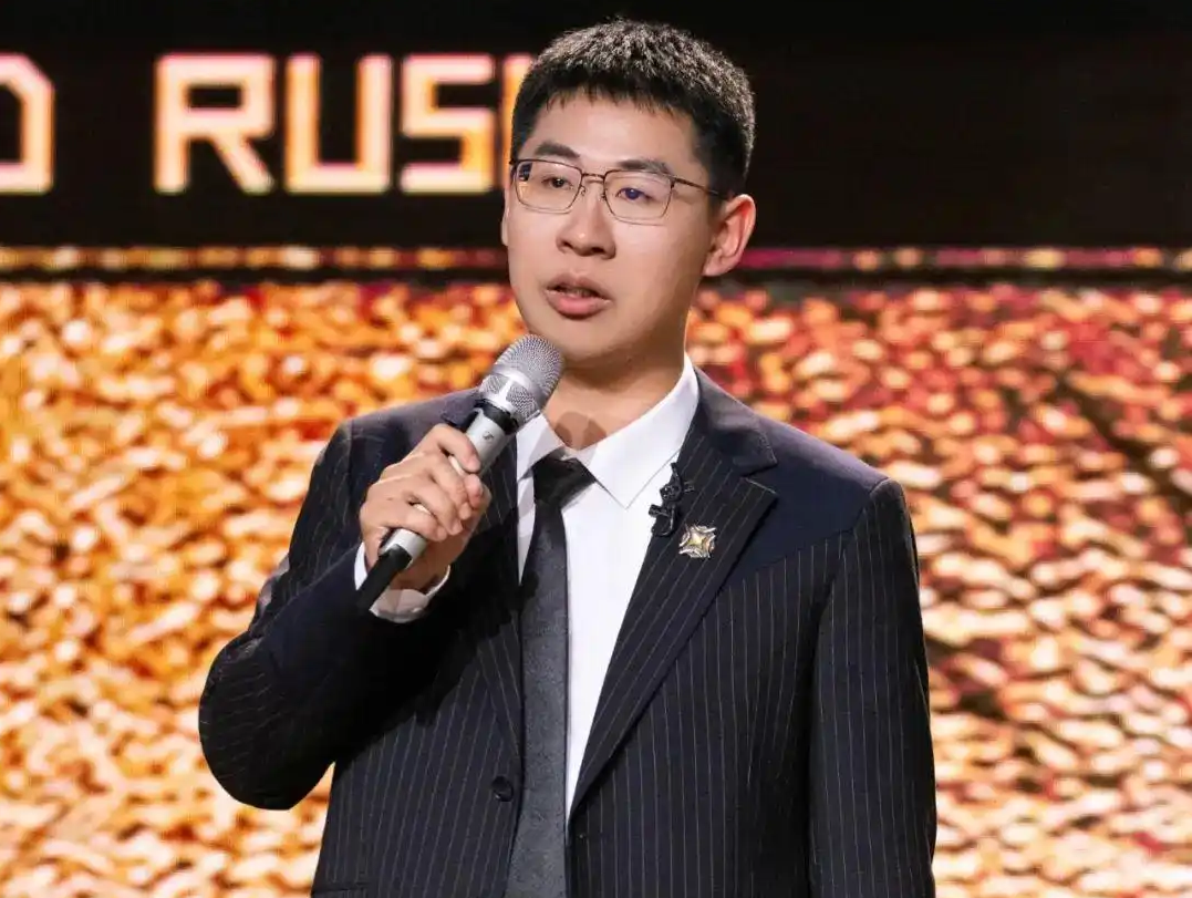 大学生的双肩包长沙95后“创客”打造AI算法王国(图6)