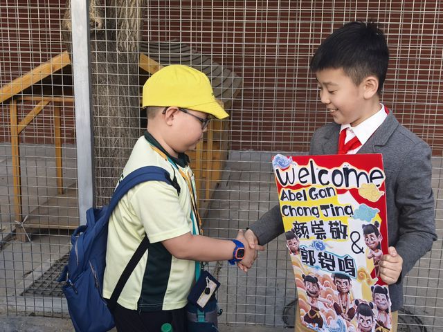 新加坡群立小学师生到访高新区外国语小学(图2)