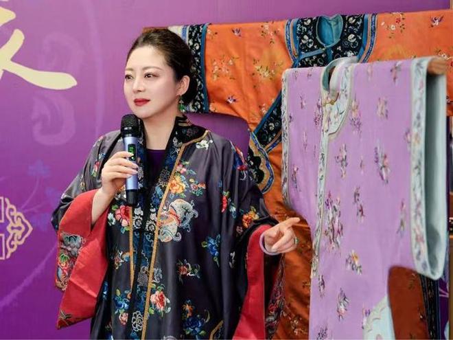 当青春与匠心相遇时京绣非遗传承人毕红：指尖绣出中国美(图7)