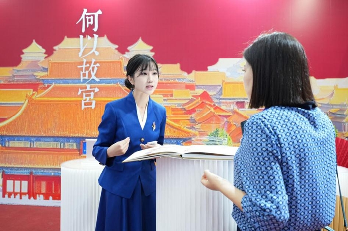 探索设计赋能教育新路径：北师大未来设计学院“美育浸润”教学成果展开展(图1)
