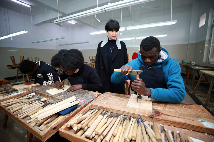 外贸万亿之城金华空气中都飘着“订单味道”(图10)